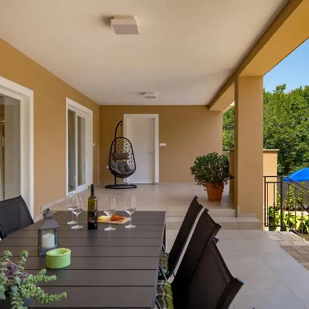 Villa Matea - Mlk150 By Interhome *