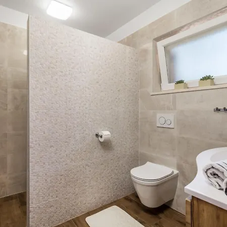 Villa Matea - Mlk150 By Interhome *