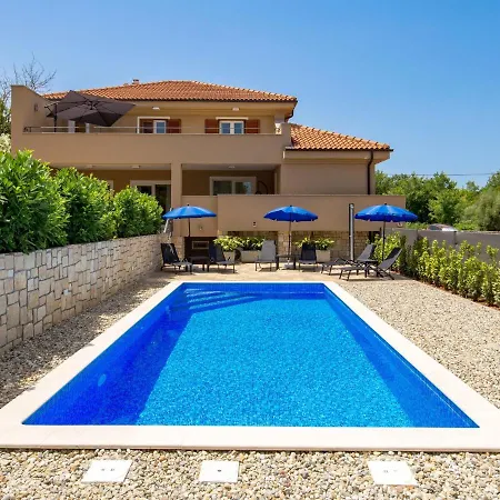 Matea - Mlk150 By Interhome Villa *