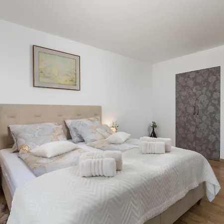 Matea - Mlk150 By Interhome Villa *