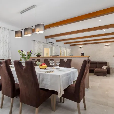 Matea By Interhome * Dobrinj