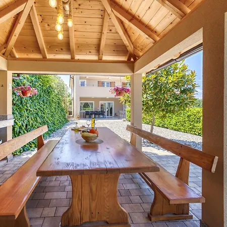 Matea By Interhome Dobrinj