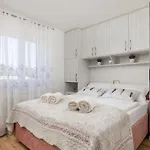 Feriehus Matea By Interhome Dobrinj